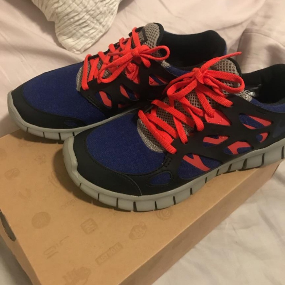 Womens Nike Free Run sz7.5